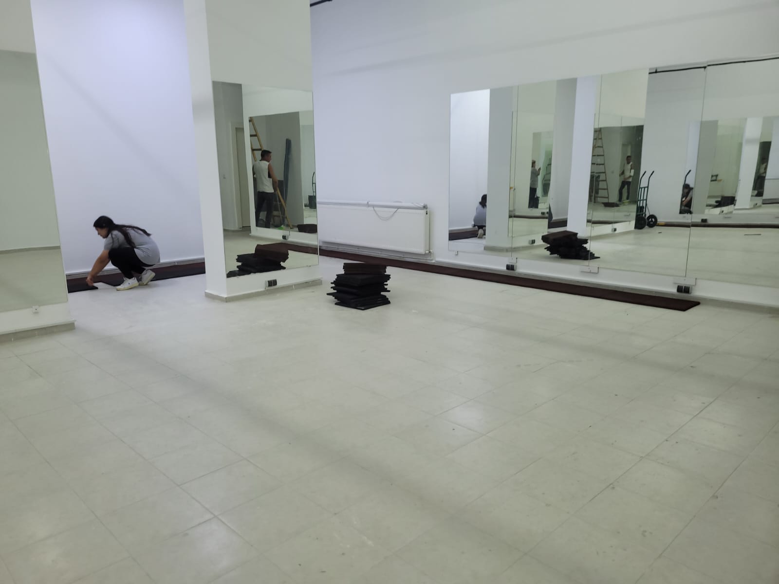 dasif-vista-sitesi-spor-salonu-siyah-karo-kauçuk-kaplama-4